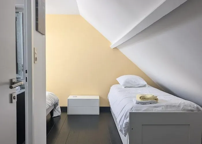 Duplex Terrasse Place Du Marche Apartment *